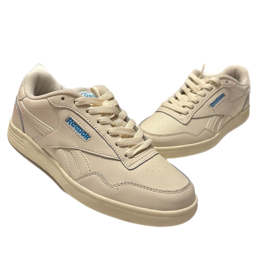Reebok sneakers - Picture 1 of 9